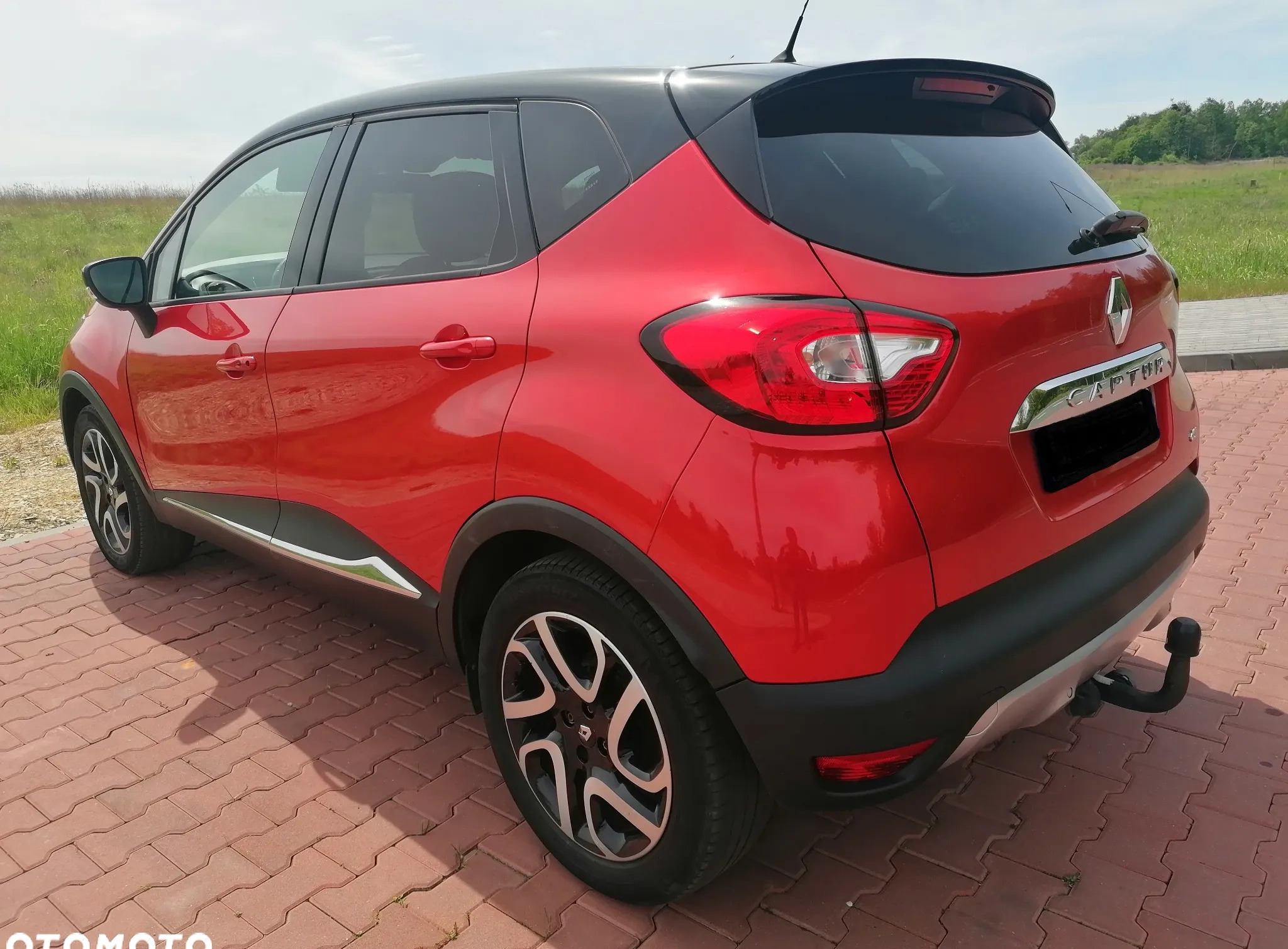 Renault Captur cena 39800 przebieg: 182000, rok produkcji 2015 z Bytom małe 277